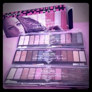 Emori 12 color Eyeshadow palette